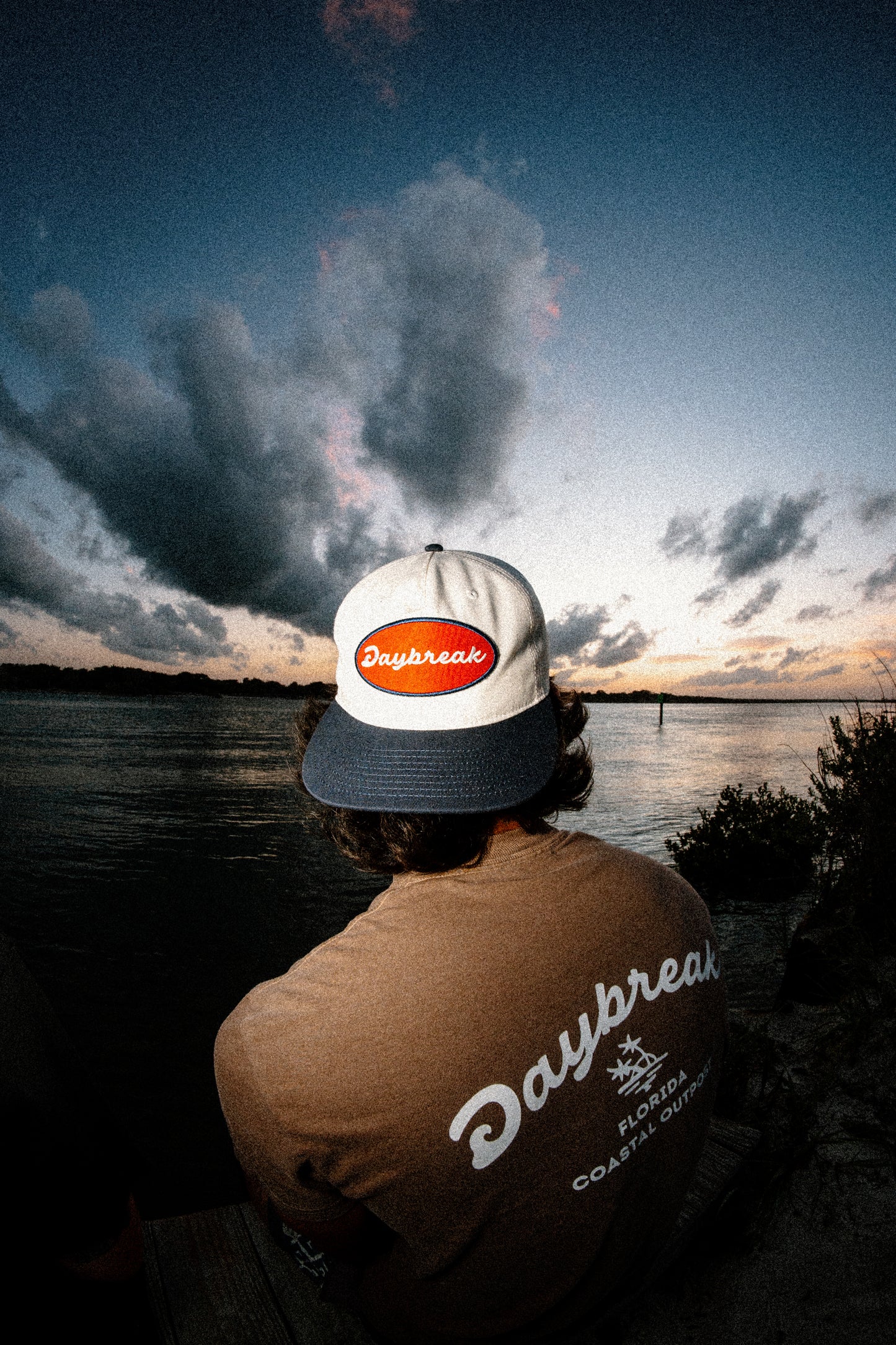 Daybreak Oval Patch Snapback Natural/Navy/Red